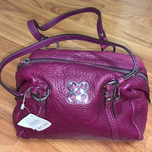 NWT Coach Pebbled Leather Mini Handbag Purse - Picture 1 of 10